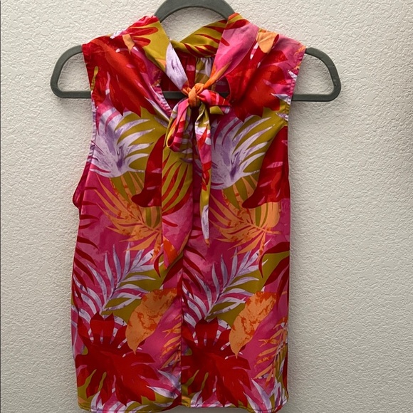 Emily Wonder Tropical Tie-Neck Sleeveless Blouse Women’s Size medium - Picture 5 of 5